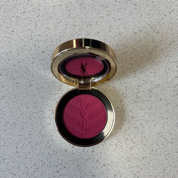 Yves Saint Laurent - YSL powder blush - Picture 3 of 6